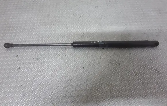 Volkswagen Fox Tailgate/trunk strut/damper 5Z6827550B