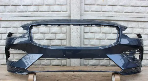 Volvo V60 Front bumper 31690589