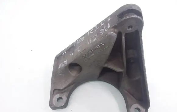 Audi A6 S6 C4 4A Engine mounting bracket 4A0199353A