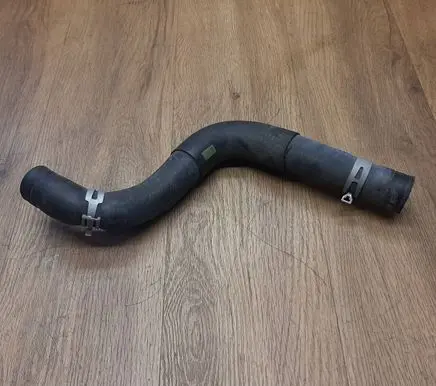 Lexus RX 450H Engine coolant pipe/hose 1657131370