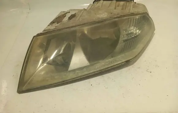 Skoda Octavia Mk2 (1Z) Headlight/headlamp PTD40 C7FCH