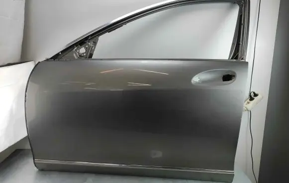 Mercedes-Benz S W221 Front door A2217200105
