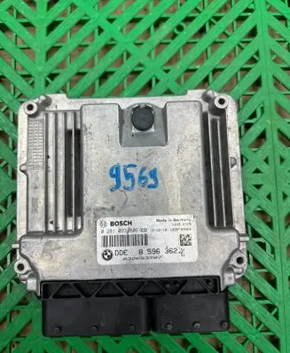 BMW 3 GT F34 Engine control unit/module 8596362 0281033806