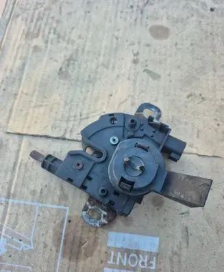 Ford Focus Engine bonnet (hood) release handle PA6GF30