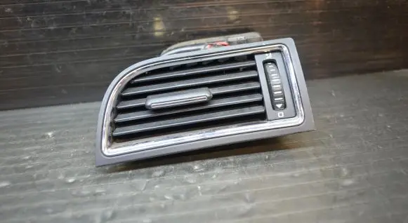Skoda Superb B6 (3T) Dashboard side air vent grill/cover trim 3T0819701