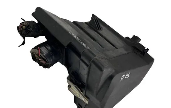 Subaru Legacy Fuse box set MB502030B MB502000B