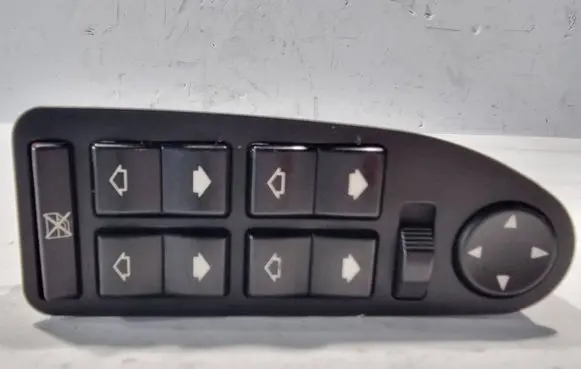 BMW 5 E39 Quarter vent window switch 8368966 145164 9748
