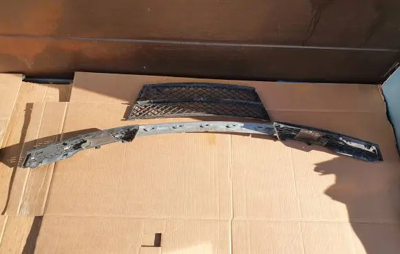 BMW 5 E60 E61 Front bumper lower grill 5111717809603 5111717811005