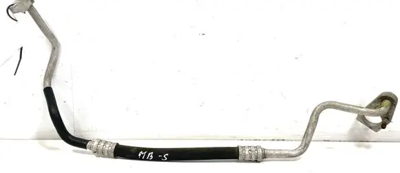 Air conditioning (A/C) pipe/hose