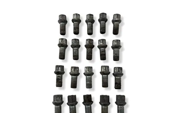Volkswagen Golf VII Nuts/bolts 