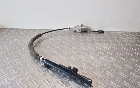 Audi A8 S8 D2 4D Seat belt height adjuster 4D0857833 0712100E