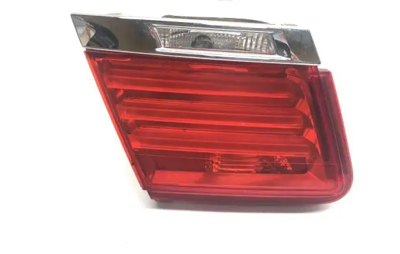 BMW 7 F01 F02 F03 F04 Tailgate rear/tail lights 7182205