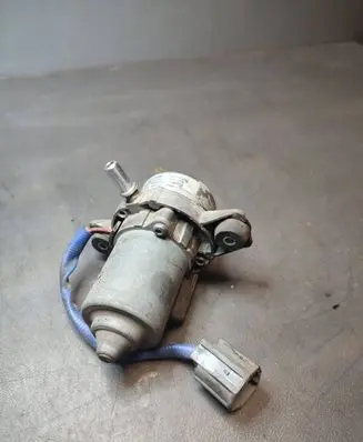 Subaru Forester SJ Vacuum pump 26110FJ000