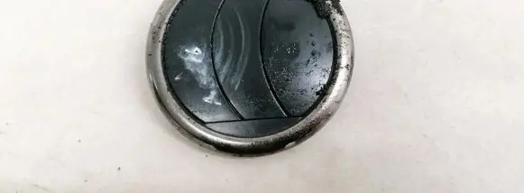 Suzuki Swift I Dash center air vent grill