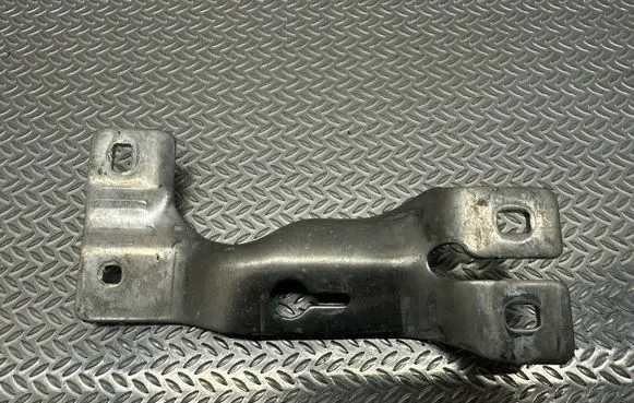 BMW X5 G05 Radiator support slam panel bracket 7421671