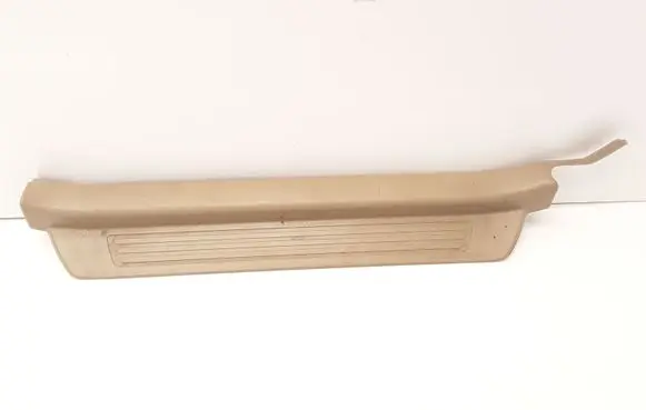 Honda Legend III KA9 Rear sill trim cover 84261SZ30000