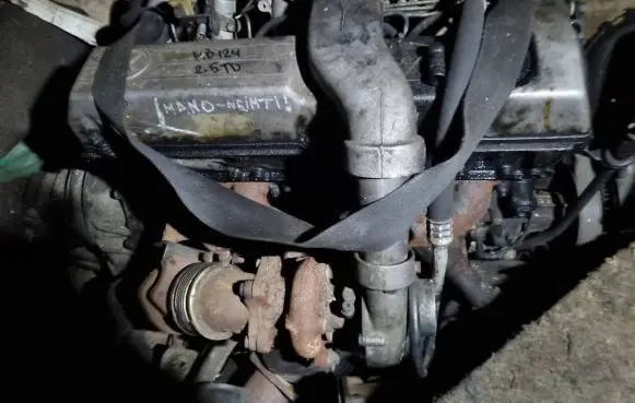 Mercedes-Benz 190 W201 Engine 25T0