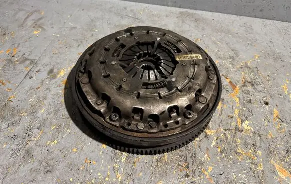 BMW 1 E81 E87 Clutch set kit E9606