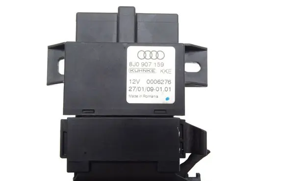 Audi TT TTS Mk2 Speedometer control unit/module 8J0907159