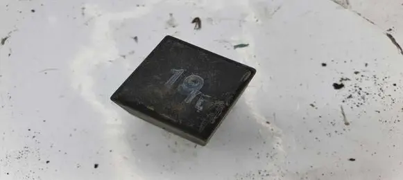 Volkswagen Transporter - Caravelle T4 Other relay 191955531