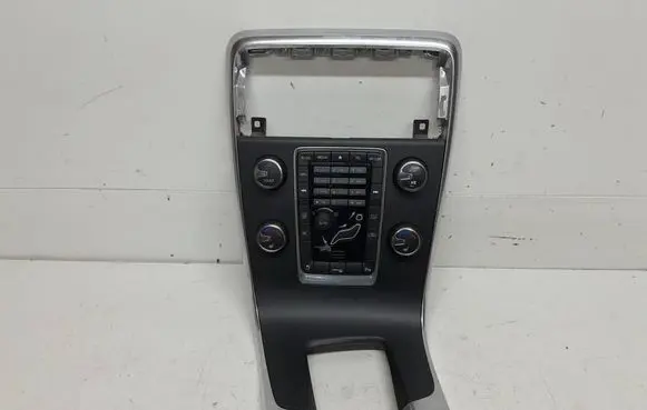 Volvo V60 Radio/GPS head unit trim 31351653 30781499