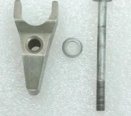 Toyota Avensis T250 Fuel Injector clamp holder 236950R020 236950R021