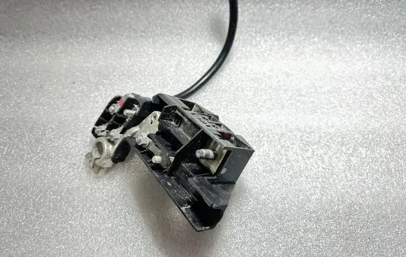 Audi Q7 4L Positive wiring loom 8J0915459