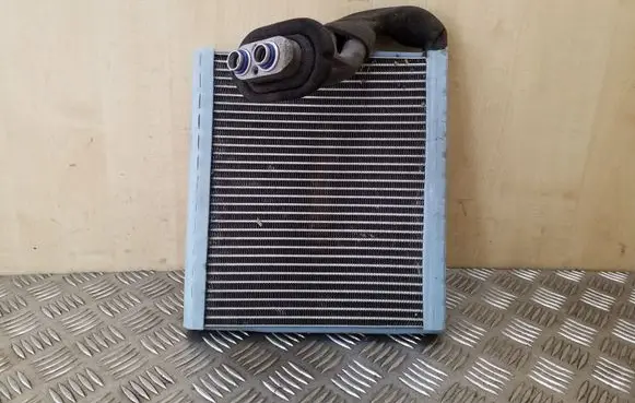 Air conditioning (A/C) radiator (interior)