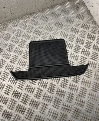 Land Rover Discovery 3 - LR3 Other center console (tunnel) element FAH500022XXX 35004X