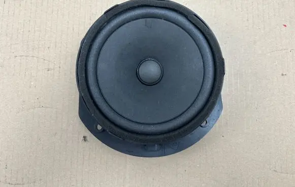 Tesla Model X Front door speaker 100483302A