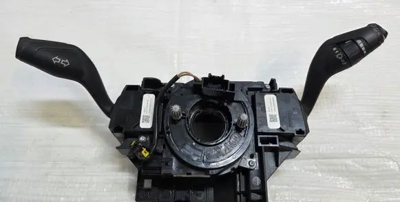 Ford C-MAX II Wiper turn signal indicator stalk/switch ZWAC30088B