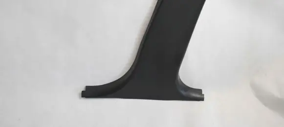 BMW 3 E90 E91 (B) pillar trim (bottom) 7058338