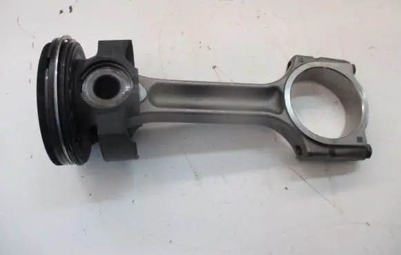 Renault Trafic III (X82) Piston with connecting rod 85MT1E 85MT M9R