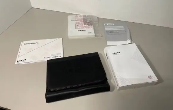 KIA Rio Owners service history hand book 