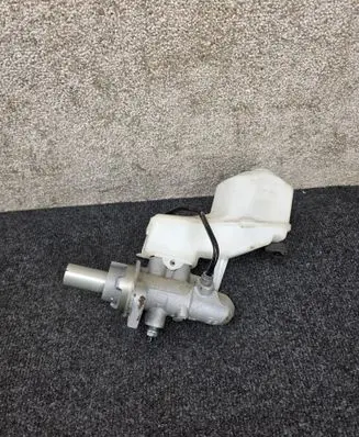 Skoda Octavia Mk4 Master brake cylinder 02048644P9 A02167289202