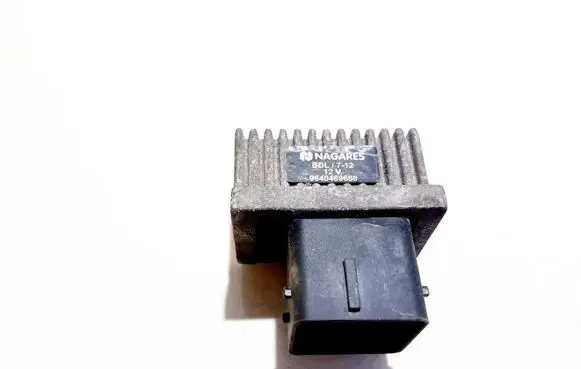 Citroen Xsara Picasso Glow plug pre-heat relay 9640469680