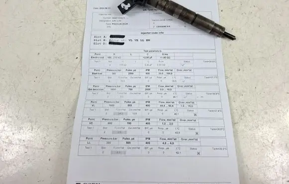 BMW 1 E81 E87 Fuel injector 0445116001