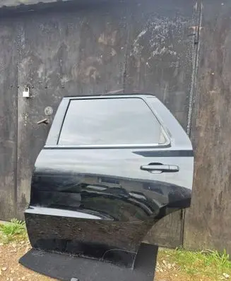 Dodge Durango III Rear door 
