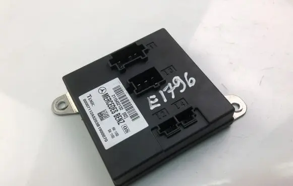 Mercedes-Benz E W211 Other control units/modules 2115452132