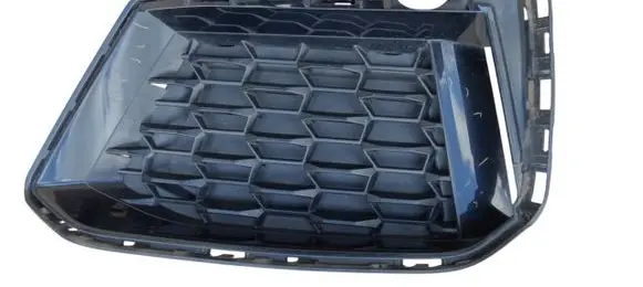 BMW 5 G30 G31 Front bumper lower grill 8098669
