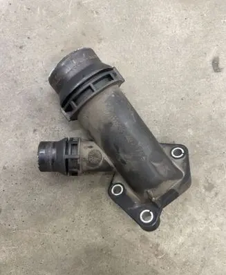 BMW 5 E60 E61 Engine coolant pipe/hose 11122247744