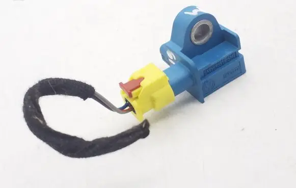Volkswagen Jetta VI Airbag deployment crash/impact sensor 5K0959351A 5WK44270
