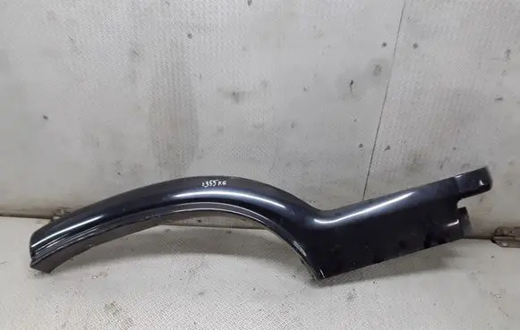 Ford Explorer Rear fender molding trim 