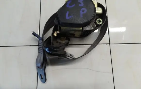 Citroen C5 Front seatbelt