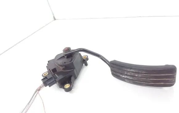 Renault Megane II Accelerator throttle pedal 8200153268
