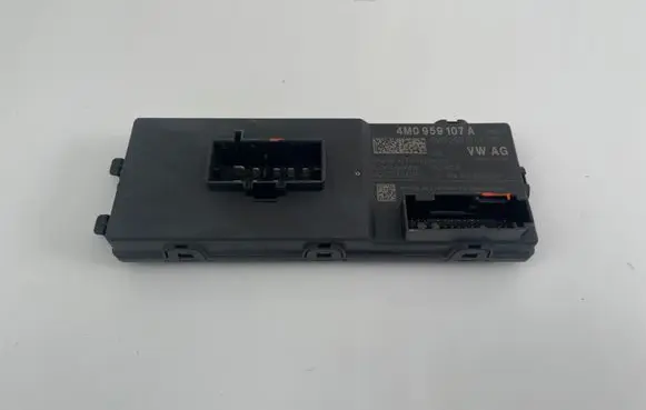 Audi Q7 4M Tailgate/trunk control unit/module 4M0959107A A2C73762517