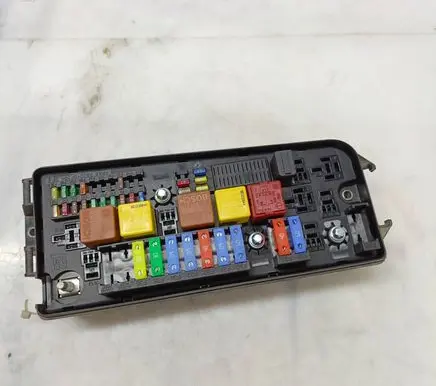 Opel Signum Fuse box set 13144711 00096250 519068019
