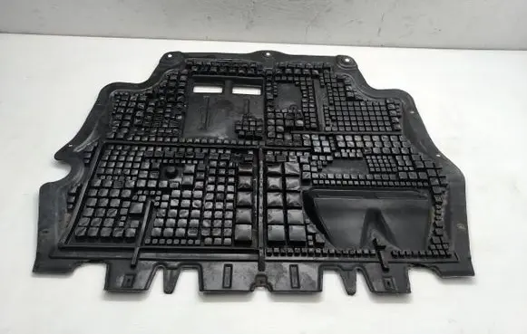 Volkswagen PASSAT B6 Engine splash shield/under tray 3C0825237H