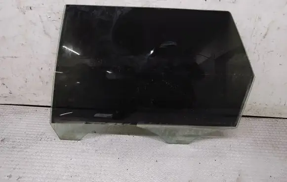 Volvo V50 Rear door window glass