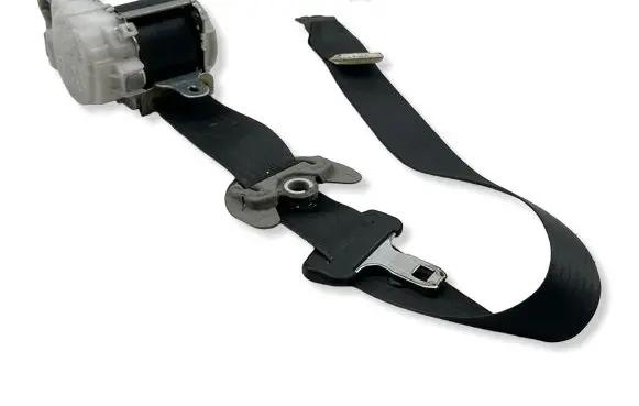 Toyota RAV 4 (XA30) Front seatbelt 7Q2340P 813030